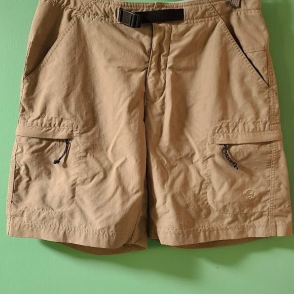 mountain hardwear hiking shorts